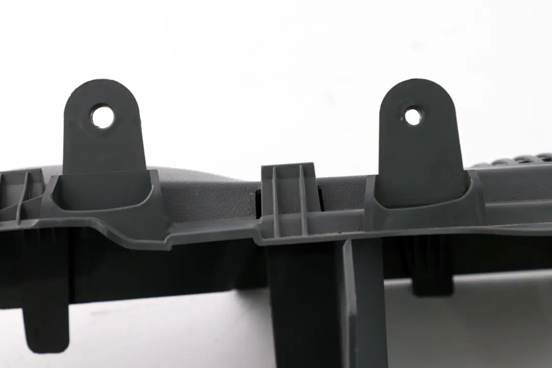 Support Rear Window Shelf Left N/S Alaskagrau Grey 67119501 to BMW 1 Series E87 with Part number 6952611 BMW 1 Series E87 Support Rear Window Shelf Left N/S Alaskagrau Grey 67119501 - SKU 6952611 - Part number 6952611