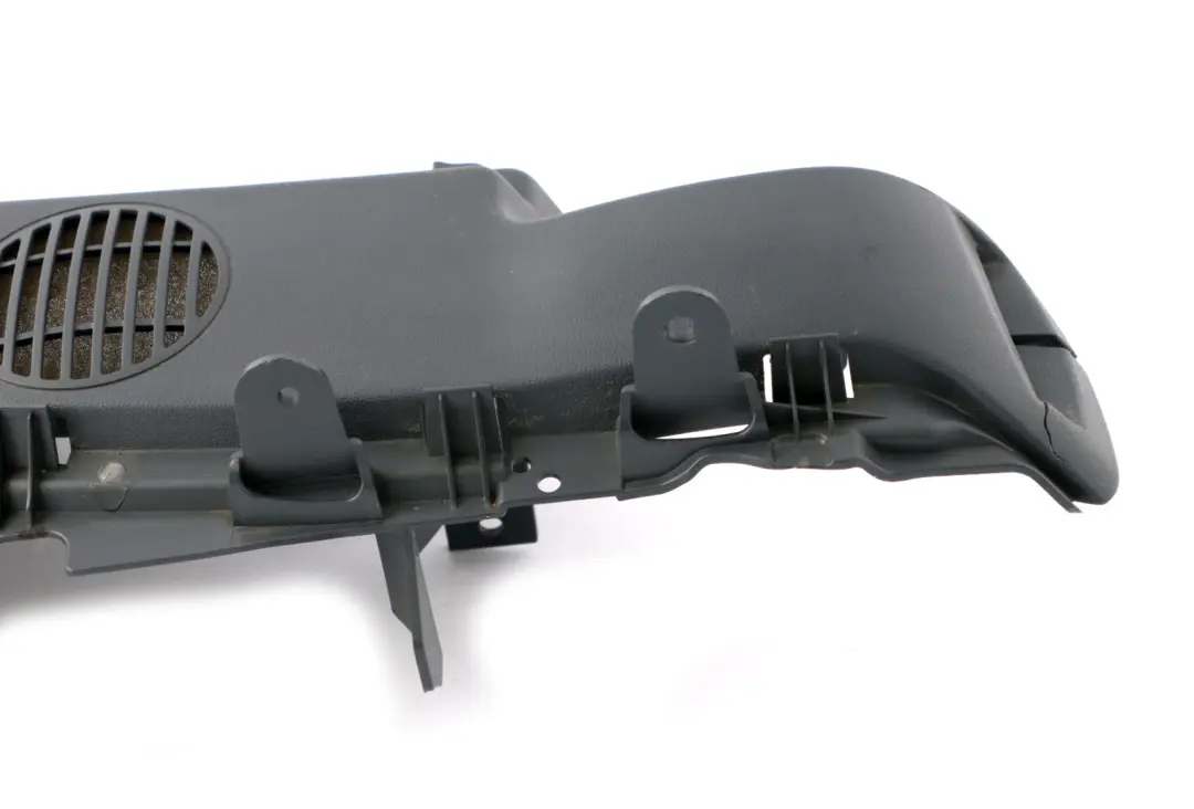 Soporte Ventana Trasera Repisa Derecha Alaskagrau Gris 67119502 para BMW E87 con número de pieza 6952612 BMW E87 Soporte Ventana Trasera Repisa Derecha Alaskagrau Gris 67119502 - SKU 6952612 - Número de pieza 6952612