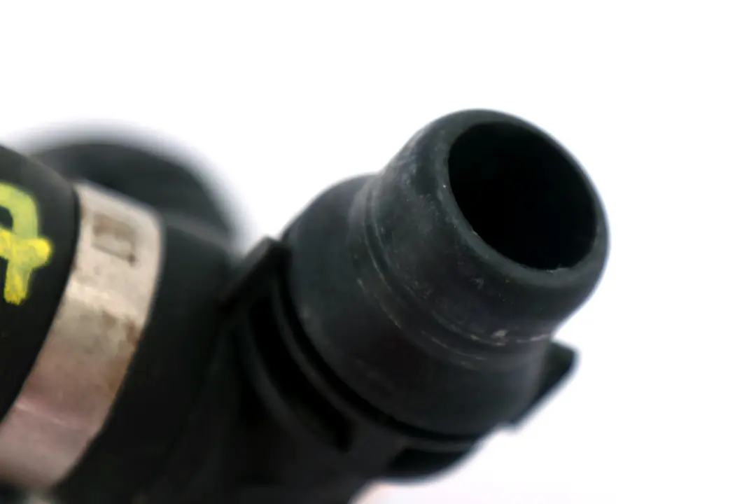 W17 Manguera de Agua Radiador Deposito de Expansion Diesel para Mini R50 con número de pieza 6952804 Mini R50 W17 Manguera de Agua Radiador Deposito de Expansion Diesel - SKU 6952804 - Número de pieza 6952804