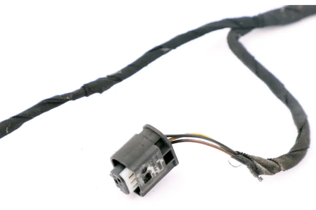 Wiring Loom BMW E65 E66 Cables Rear Bumper PDC to with Part number 6952914 Wiring Loom BMW E65 E66 Cables Rear Bumper PDC - SKU 6952914 - Part number 6952914