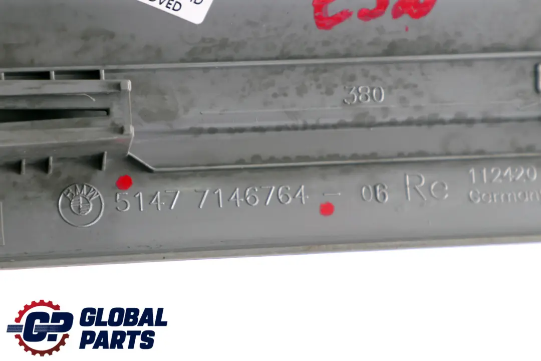 BMW E92 E93 Einstiegs abdeckung vorne rechts Trittbrett Schweller Grau 7146764 - SKU 6952916 - Teilenummer 6952916