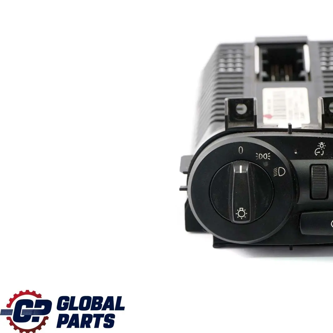 Boitier de Commande Lumiere 6131 pour BMW Z4 E85 à propos du numéro de pièce 6953036 BMW Z4 E85 Boitier de Commande Lumiere 6131 - SKU 6953036 - Numéro de pièce 6953036