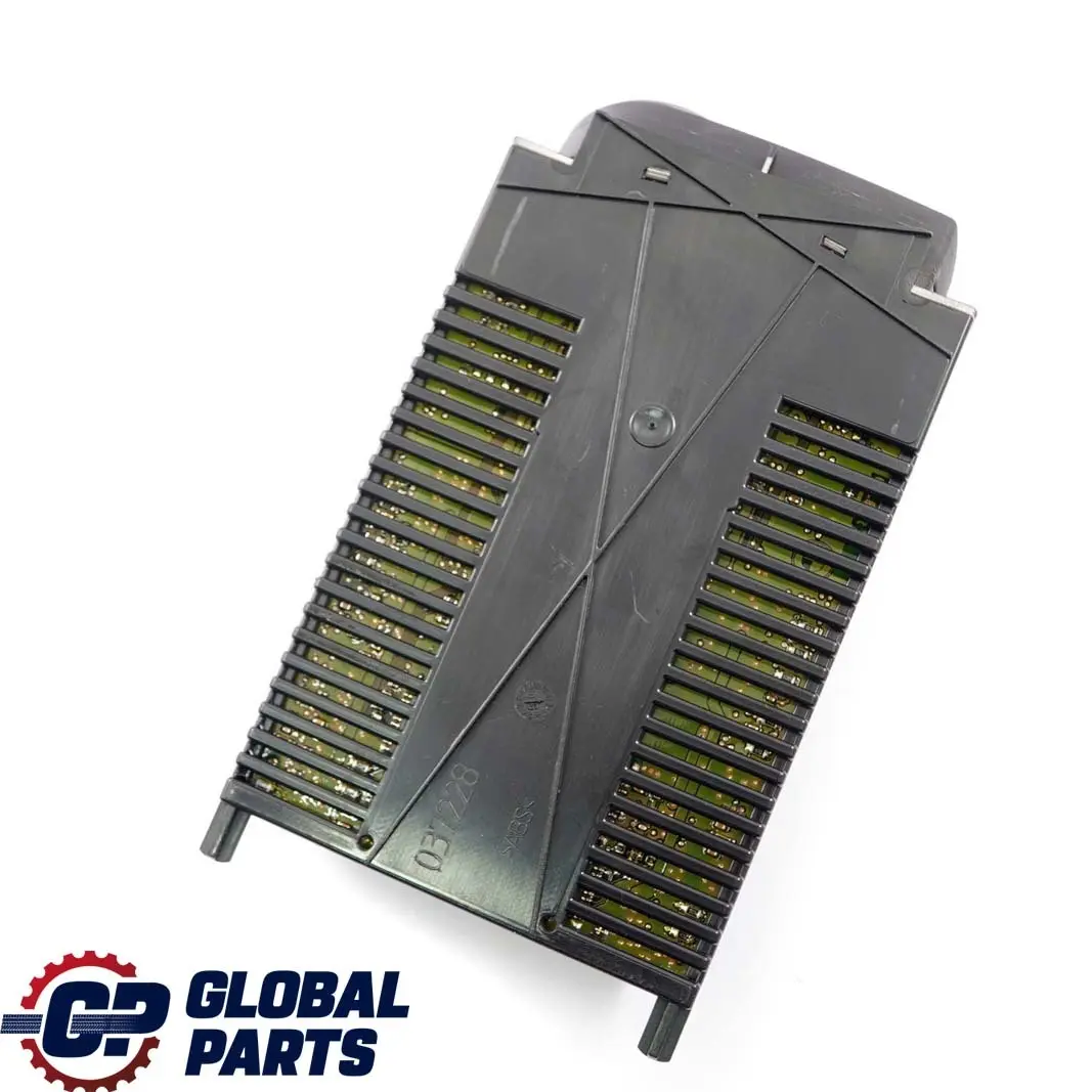 Boitier de Commande Lumiere 6131 pour BMW Z4 E85 à propos du numéro de pièce 6953036 BMW Z4 E85 Boitier de Commande Lumiere 6131 - SKU 6953036 - Numéro de pièce 6953036