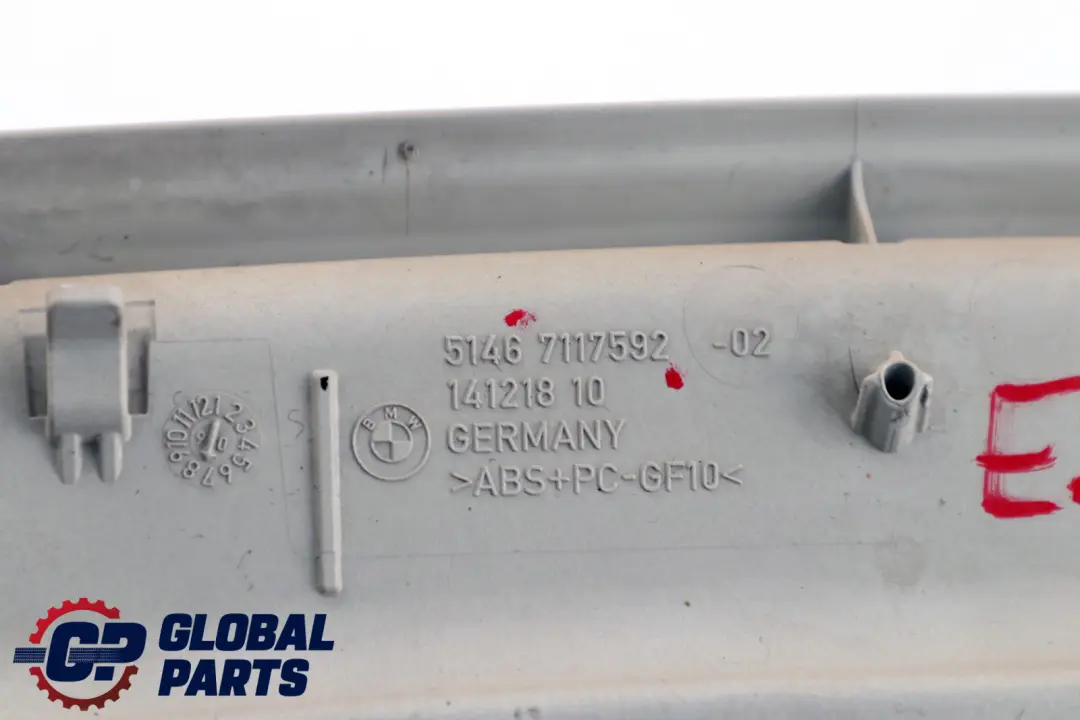 Grille D'Aeration Cream Creme Beige pour BMW 3 E92 à propos du numéro de pièce 6954066 BMW 3 E92 Grille D'Aeration Cream Creme Beige - SKU 6954066 - Numéro de pièce 6954066