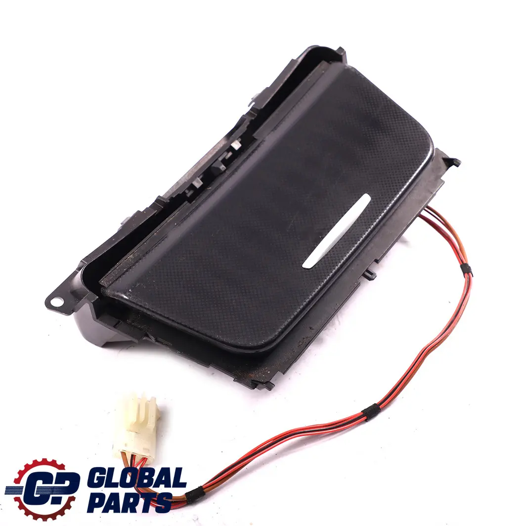 Cenicero cubierta Gomera Negro frontal 7078571 para BMW 5 E87 con número de pieza 6954115 BMW 5 E87 Cenicero cubierta Gomera Negro frontal 7078571 - SKU 6954115-5 - Número de pieza 6954115