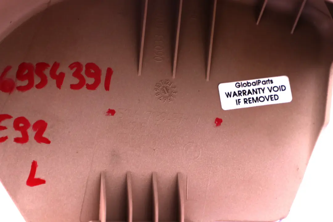 BMW E92 E92N LCI Osłona pasów tył lewy beżowy - SKU 6954391 - Numer Części 6954391