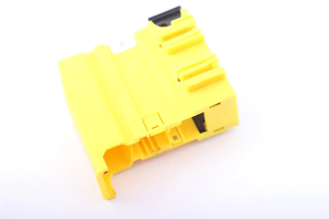 Front Seatbelt Tensioner Covering Cap to BMW 1 3 Series E81 E88 E92 E92N with Part number 6954587 BMW 1 3 Series E81 E88 E92 E92N Front Seatbelt Tensioner Covering Cap - SKU 6954587 - Part number 6954587