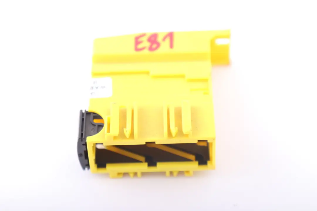 BMW E81 E88 E92 E92N Tappo Cintura di Sicurezza Davanti - SKU 6954587 - Numero di parte 6954587