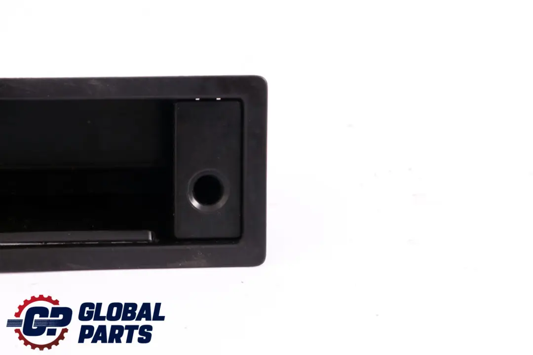 Einsatz Raucher Mittelkonsole Schwarz für BMW X5 X6 er E70 E71 mit Teilenummer 6954945 BMW X5 X6 er E70 E71 Einsatz Raucher Mittelkonsole Schwarz - SKU 6954945 - Teilenummer 6954945