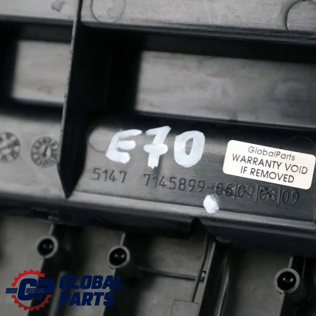 Cache seuil chargement Coffre à bagages Garniture noire pour BMW X5 E70 à propos du numéro de pièce 7145899 BMW X5 E70 Cache seuil chargement Coffre à bagages Garniture noire - SKU 6955000 - Numéro de pièce 7145899