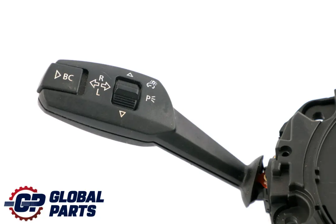 Unite interrupteurs colonne de direction pour BMW 1 Serie E87 à propos du numéro de pièce 6955683 BMW 1 Serie E87 Unite interrupteurs colonne de direction - SKU 6955683 - Numéro de pièce 6955683