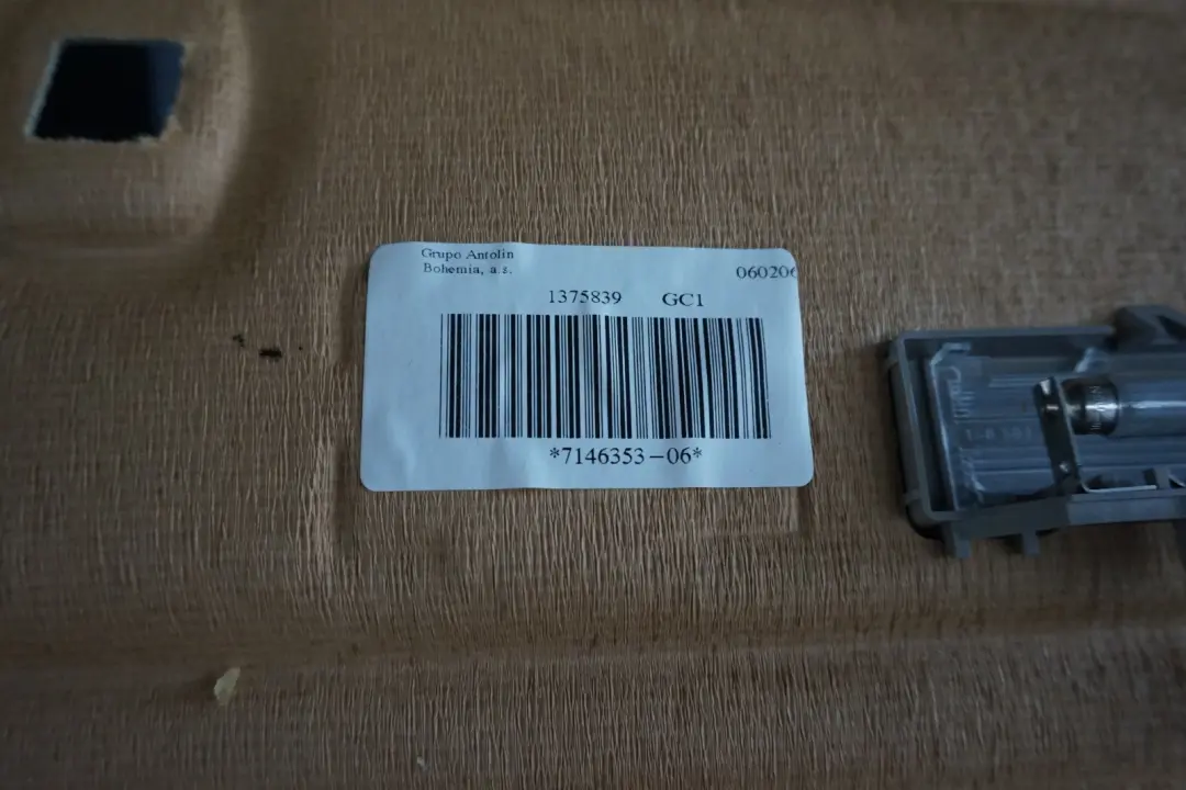 Genuine BMW 1 Series E87 E87N LCI Headlining Roof Lining Beige 7146353 to with Part number 6956008 Genuine BMW 1 Series E87 E87N LCI Headlining Roof Lining Beige 7146353 - SKU 6956008 - Part number 6956008