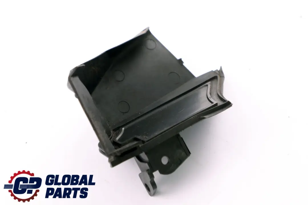 Embellecedor Drenaje Agua Microfiltro Lado Derecho para BMW E87 E90 E91 con número de pieza 6956426 BMW E87 E90 E91 Embellecedor Drenaje Agua Microfiltro Lado Derecho - SKU 6956426 - Número de pieza 6956426