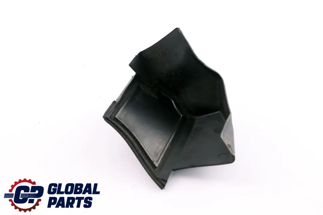 Microfiltro Scarico Acqua Destro per BMW E87 E90 E91 con numero di parte 6956426 BMW E87 E90 E91 Microfiltro Scarico Acqua Destro - SKU 6956426 - Numero di parte 6956426