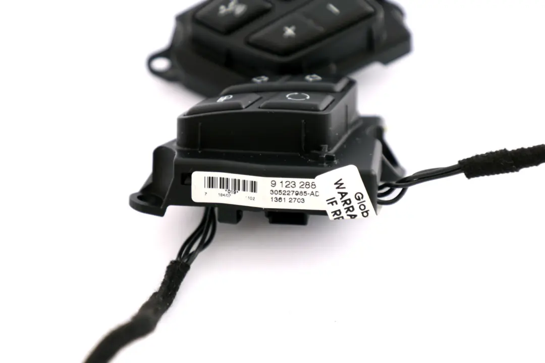 Reihe E81 E87 E90 E91 E92 Schalter Multifunktionslenkrad für BMW 1 3 mit Teilenummer 61316956560 BMW 1 3 Reihe E81 E87 E90 E91 E92 Schalter Multifunktionslenkrad - SKU 6956560 - Teilenummer 61316956560