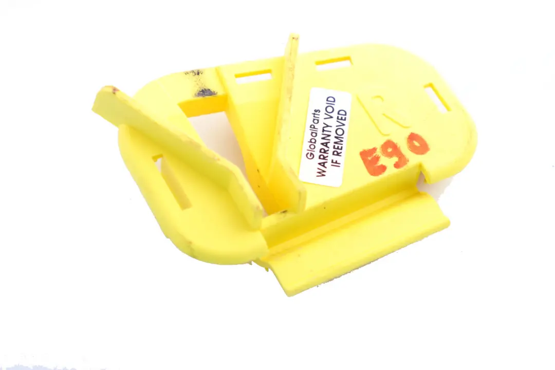 Adapter prawej osłony bagażnika do BMW E90 o numerze 6956666 BMW E90 Adapter prawej osłony bagażnika - SKU 6956666 - Numer Części 6956666