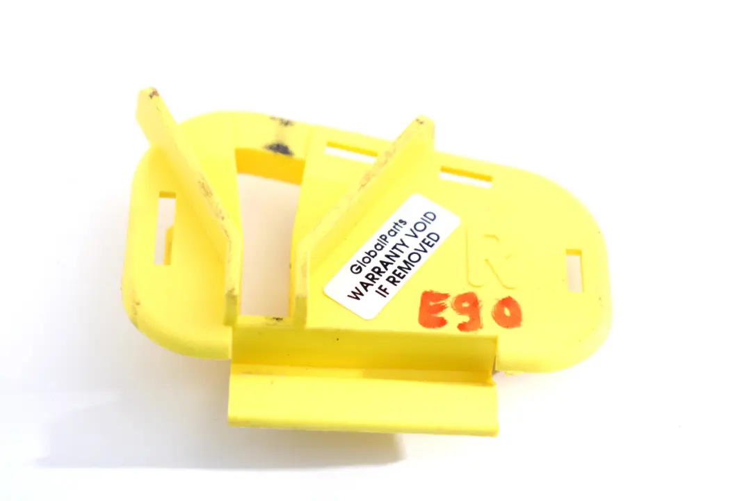 Adaptateur Couvercle Droite 5147 pour BMW 3 E90 à propos du numéro de pièce 6956666 BMW 3 E90 Adaptateur Couvercle Droite 5147 - SKU 6956666 - Numéro de pièce 6956666