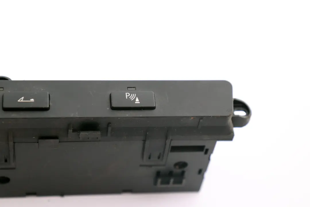 BMW E64 Cabrio Convertible Centre Console Panel Switch Control Unit - SKU 6956674 - Part number 6956674