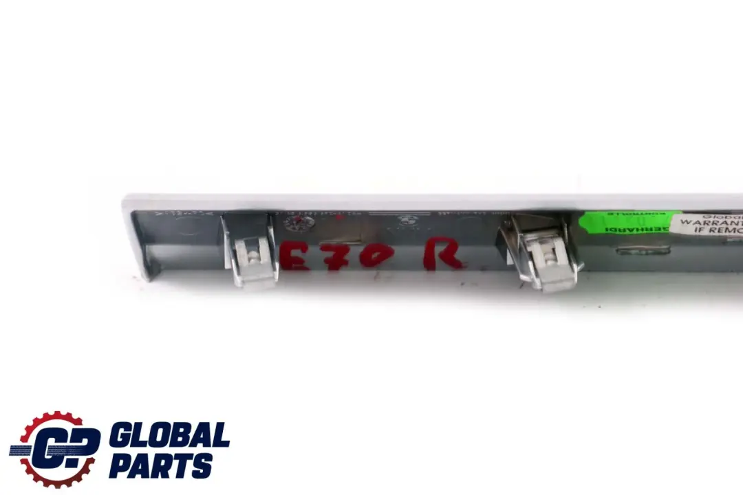 Dekorleiste Rechts Perlglanz Chrom für BMW X5 X6 er E70 E71 mit Teilenummer 6956692 BMW X5 X6 er E70 E71 Dekorleiste Rechts Perlglanz Chrom - SKU 6956692 - Teilenummer 6956692