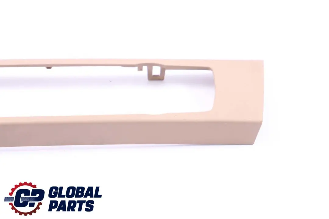 Cubierta Panel Control Aire Acondicionado Delantero para BMW E82 con número de pieza 6956738 BMW E82 Cubierta Panel Control Aire Acondicionado Delantero - SKU 6956738 - Número de pieza 6956738