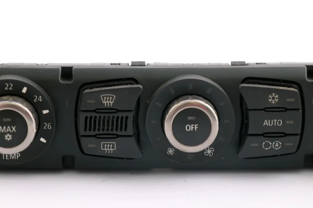 Panneau de l'unité de contrôle Climatisation haute automatique A/C pour BMW E60 E63 à propos du numéro de pièce 6950634 BMW E60 E63 Panneau de l'unité de contrôle Climatisation haute automatique A/C - SKU 6956829 - Numéro de pièce 6950634