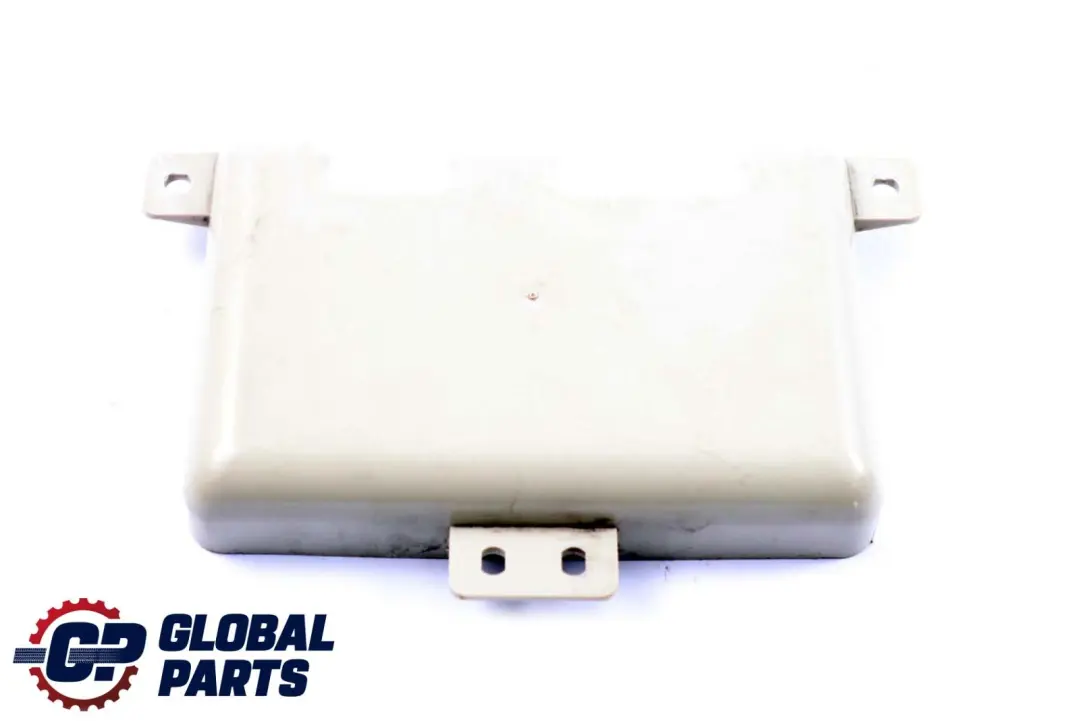 Antenne Multibande A Gauche 6520 pour BMW E63 E64 F06 F12 F13 à propos du numéro de pièce 6957347 BMW E63 E64 F06 F12 F13 Antenne Multibande A Gauche 6520 - SKU 6957347 - Numéro de pièce 6957347