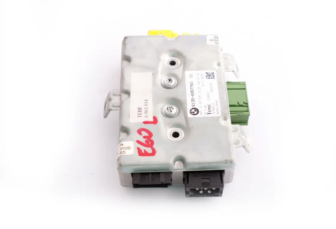 Módulo De Control De La Puerta Del Lado Del Pasajero para BMW E60 E61 E63 con número de pieza 6976154 BMW E60 E61 E63 Módulo De Control De La Puerta Del Lado Del Pasajero - SKU 6957760 - Número de pieza 6976154