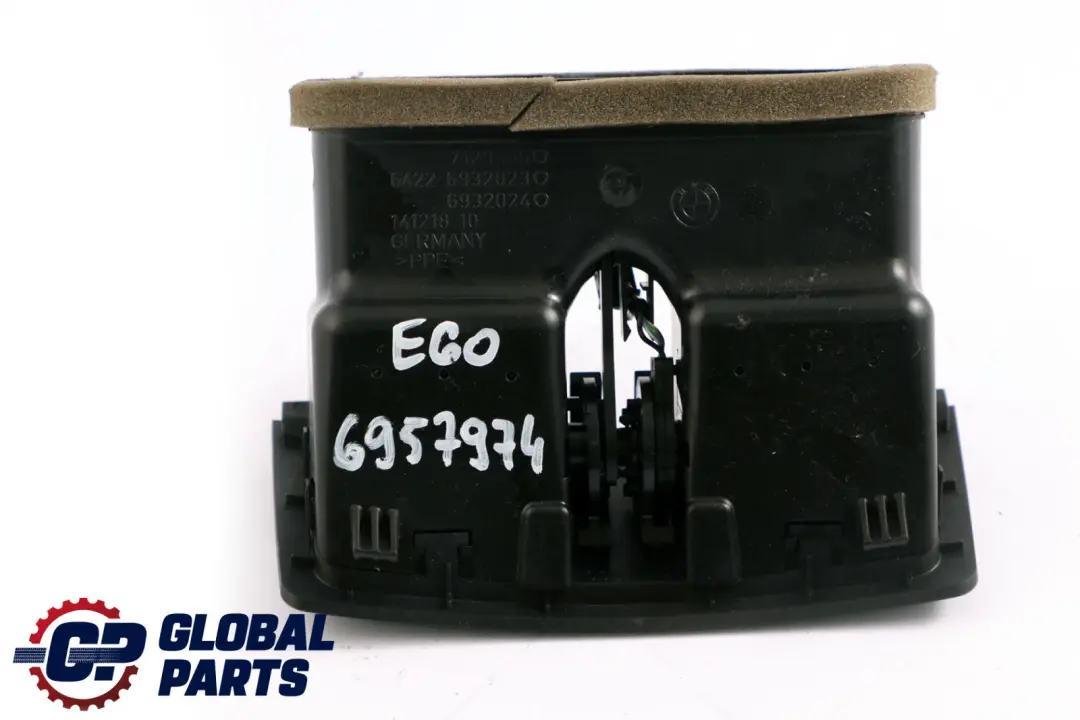 Rejilla trasera de ventilación de aire fresco Negro 6932023 para BMW E60 E61 con número de pieza 6957974 BMW E60 E61 Rejilla trasera de ventilación de aire fresco Negro 6932023 - SKU 6957974 - Número de pieza 6957974