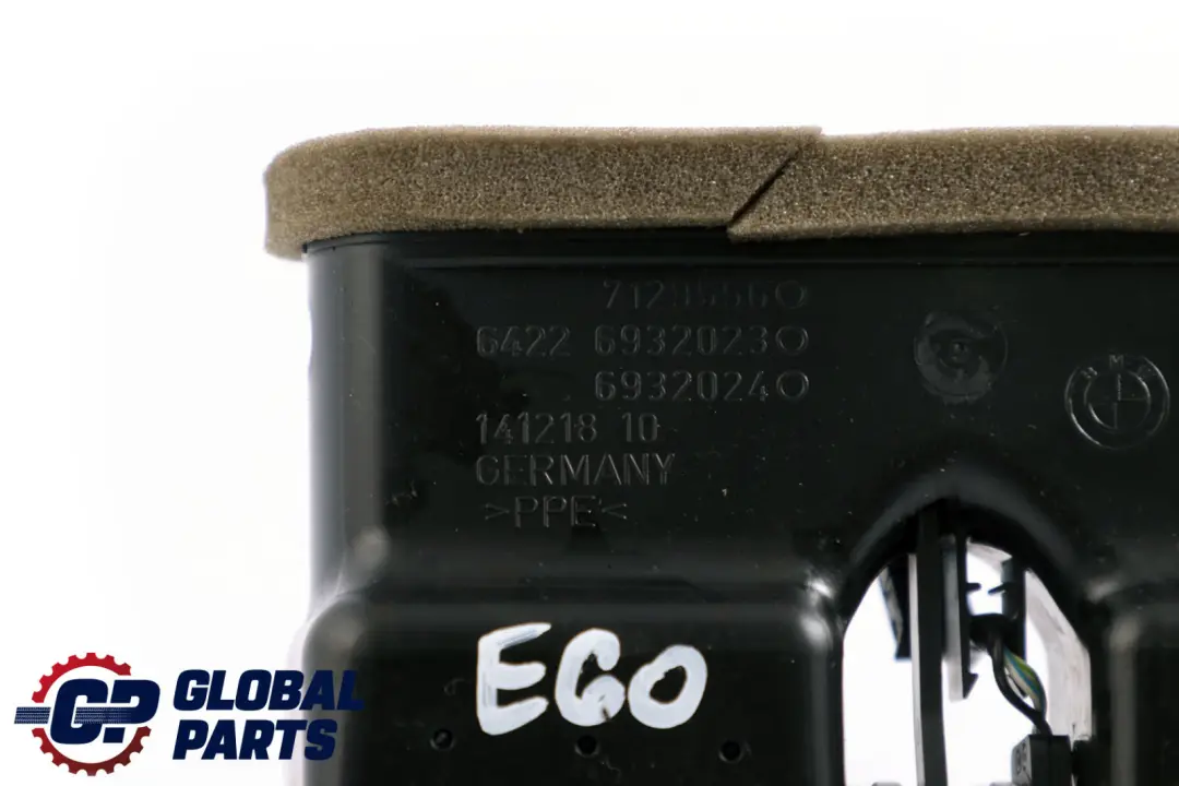 Rejilla trasera de ventilación de aire fresco Negro 6932023 para BMW E60 E61 con número de pieza 6957974 BMW E60 E61 Rejilla trasera de ventilación de aire fresco Negro 6932023 - SKU 6957974 - Número de pieza 6957974