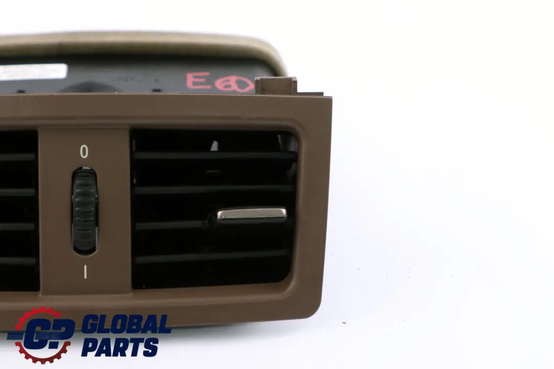 Entlüftungsgitter Links Braun für BMW 5 er E60 E61 mit Teilenummer 6958044 BMW 5 er E60 E61 Entlüftungsgitter Links Braun - SKU 6958044 - Teilenummer 6958044