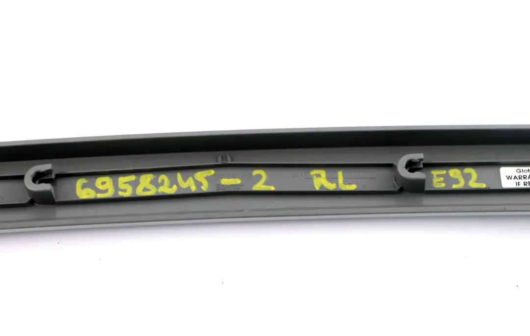 Moulure Carenage Lateral Arriere Gauche Titan Clair pour BMW E92 E93 à propos du numéro de pièce 6958245 BMW E92 E93 Moulure Carenage Lateral Arriere Gauche Titan Clair - SKU 6958245-2 - Numéro de pièce 6958245