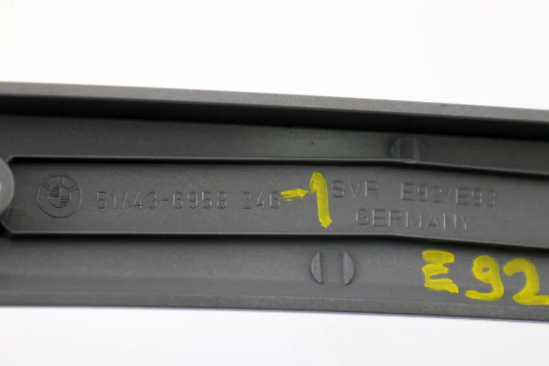 BMW 3 er E92 Dekorleiste Seitenverkleidung Hinten Rechts Titan Hell - SKU 6958246-1 - Teilenummer 6958246