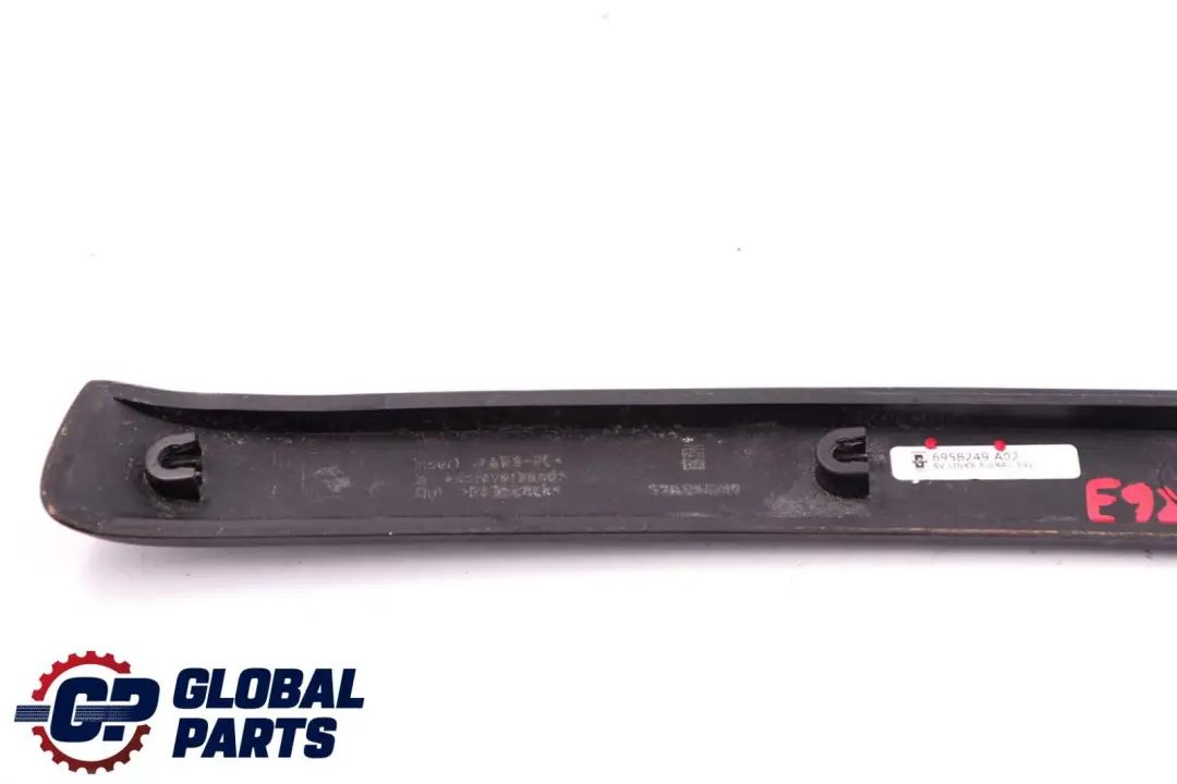 Striscia Decorativa Pannello Copertura Posteriore Sinistro N/S Legno per BMW E92 E93 con numero di parte 6958249 BMW E92 E93 Striscia Decorativa Pannello Copertura Posteriore Sinistro N/S Legno - SKU 6958249 - Numero di parte 6958249