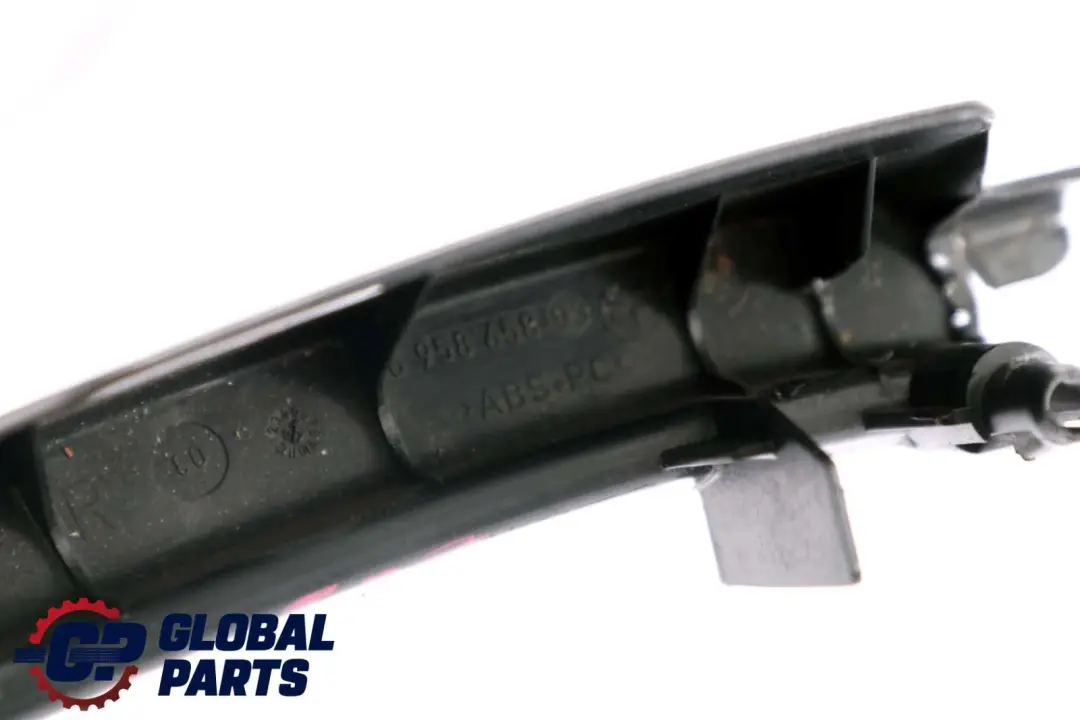 Tapizado Asiento Delantero Derecho Negro 6958658 para BMW E81 E87 E90 con número de pieza 6958660 BMW E81 E87 E90 Tapizado Asiento Delantero Derecho Negro 6958658 - SKU 6958660 - Número de pieza 6958660