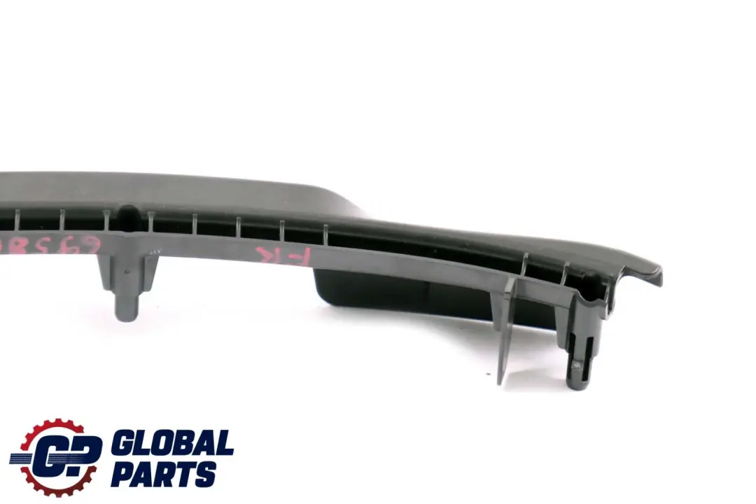 Tapizado Asiento Delantero Derecho Negro 6958658 para BMW E81 E87 E90 con número de pieza 6958660 BMW E81 E87 E90 Tapizado Asiento Delantero Derecho Negro 6958658 - SKU 6958660 - Número de pieza 6958660