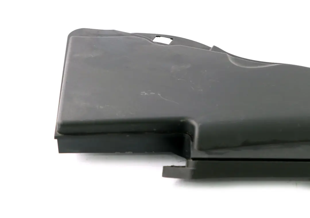 Gehäuse Mikrofilter Oberteil Links für BMW 3 er E90 E92 E93 M3 mit Teilenummer 6958815 BMW 3 er E90 E92 E93 M3 Gehäuse Mikrofilter Oberteil Links - SKU 6958815 - Teilenummer 6958815