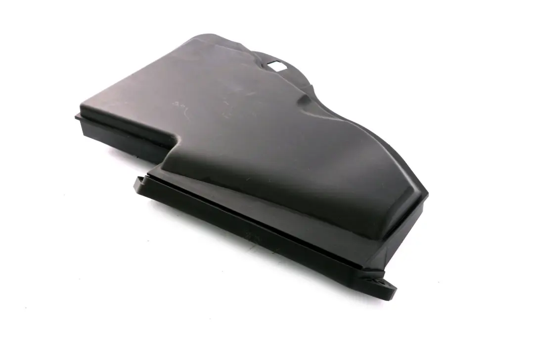 Left N/S Air Microfilter Upper Housing Cover to BMW 3 Series E90 E92 E93 M3 with Part number 6958815 BMW 3 Series E90 E92 E93 M3 Left N/S Air Microfilter Upper Housing Cover - SKU 6958815 - Part number 6958815