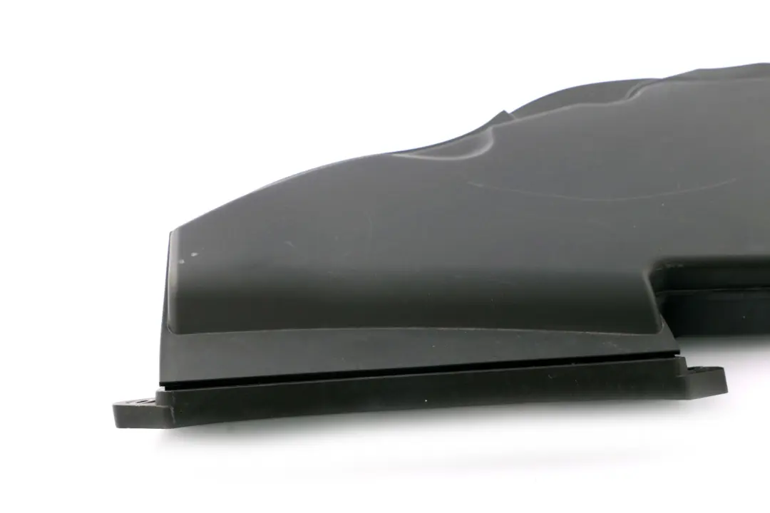 Right O/S Air Microfilter Upper Housing Cover to BMW 3 Series E90 E92 E93 M3 with Part number 6958816 BMW 3 Series E90 E92 E93 M3 Right O/S Air Microfilter Upper Housing Cover - SKU 6958816 - Part number 6958816