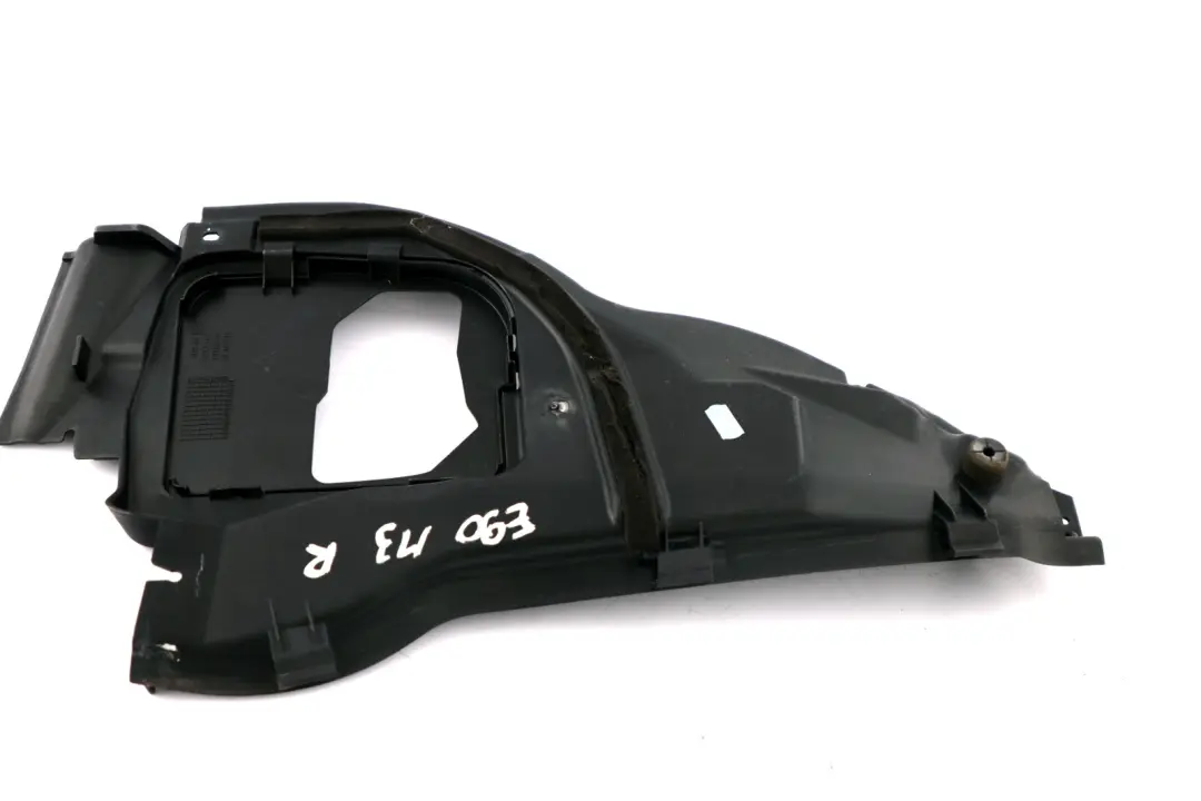 Gehäuse Mikrofilter Unterteil Rechts für BMW 3 er E90 E92 E93 M3 mit Teilenummer 6958818 BMW 3 er E90 E92 E93 M3 Gehäuse Mikrofilter Unterteil Rechts - SKU 6958818 - Teilenummer 6958818