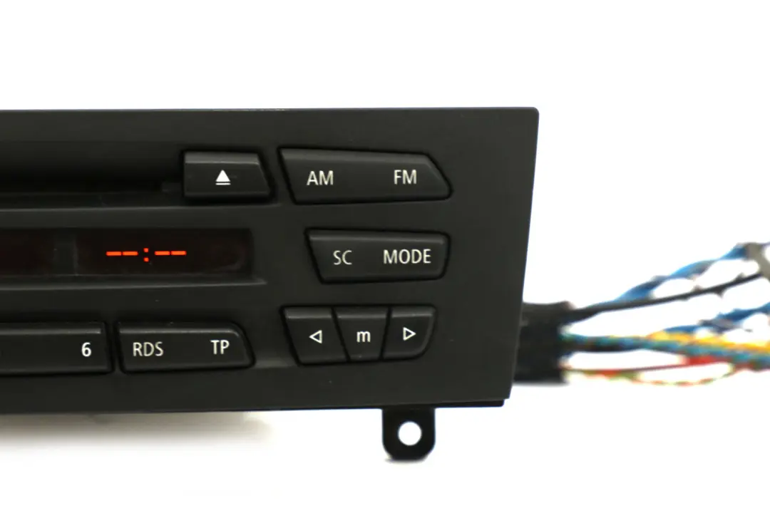 BMW X1 Z4 E81 E82 E84 E87 E88 E89 E90 E91 Radio Radioodtwarzacz CD - SKU 6959145 - Numer Części 9133335