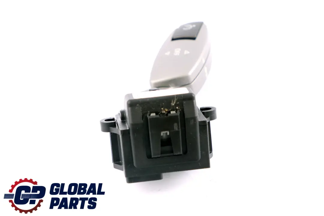 Interruttore Controllo Della Velocita 6131 per BMW E65 E66 E67 con numero di parte 6959986 BMW E65 E66 E67 Interruttore Controllo Della Velocita 6131 - SKU 6959986 - Numero di parte 6959986