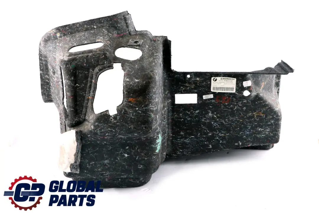 Maletero Derecho Embellecedor Lateral Negro para BMW E88 Cabrio con número de pieza 6960412 BMW E88 Cabrio Maletero Derecho Embellecedor Lateral Negro - SKU 6960412 - Número de pieza 6960412