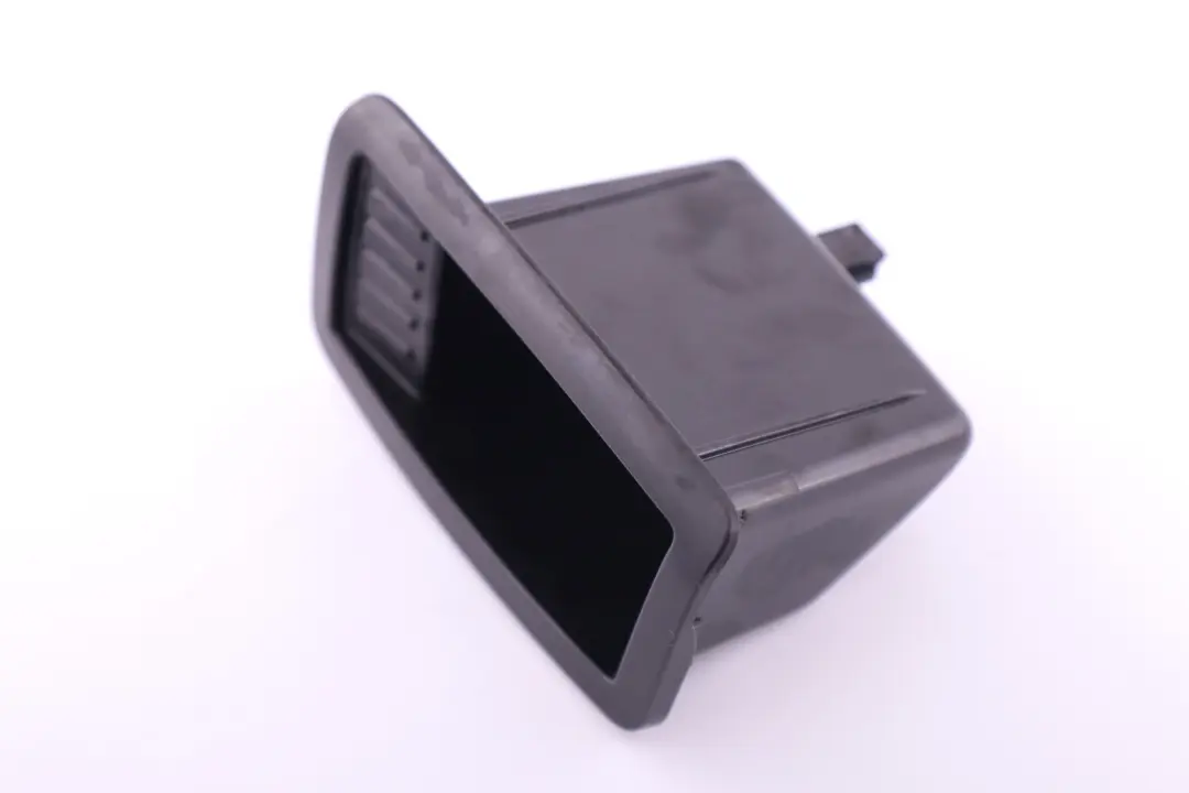 CENICERO TRASEROBMW E92 E92N E93 E93N LCI 6960689 para con número de pieza 51166960688 CENICERO TRASEROBMW E92 E92N E93 E93N LCI 6960689 - SKU 6960688 - Número de pieza 51166960688