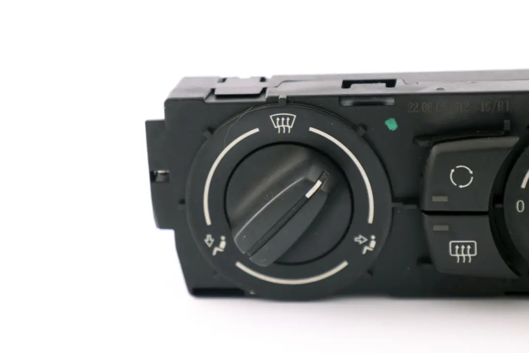 Mando Aire Acondicionado para BMW E87 E90 E91 LCI con número de pieza 6960860 BMW E87 E90 E91 LCI Mando Aire Acondicionado - SKU 6960860 - Número de pieza 6960860