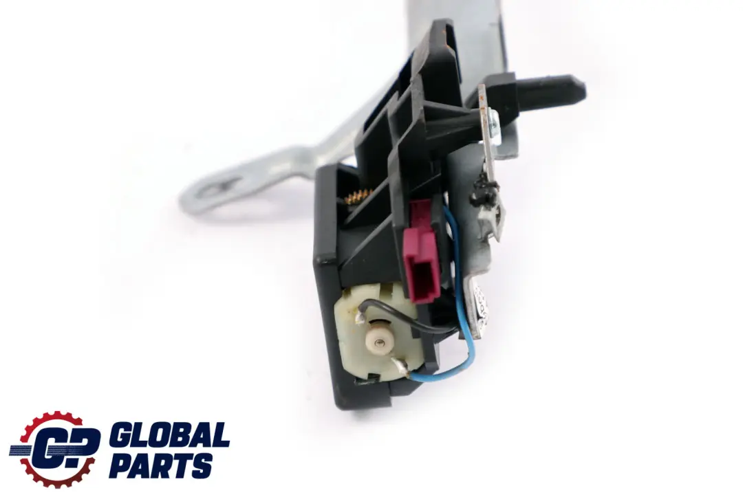 Bracket Left N/S Trim Panel Rear to BMW 5 Series E61 with Part number 6960883 BMW 5 Series E61 Bracket Left N/S Trim Panel Rear - SKU 6960883 - Part number 6960883