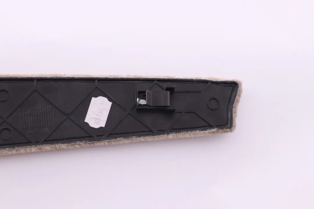 Verkleidung Mittenkonsole hinten links CREAMBEIGE 6960991 für BMW 6 er E63 E64 mit Teilenummer 6960995 BMW 6 er E63 E64 Verkleidung Mittenkonsole hinten links CREAMBEIGE 6960991 - SKU 6960995 - Teilenummer 6960995
