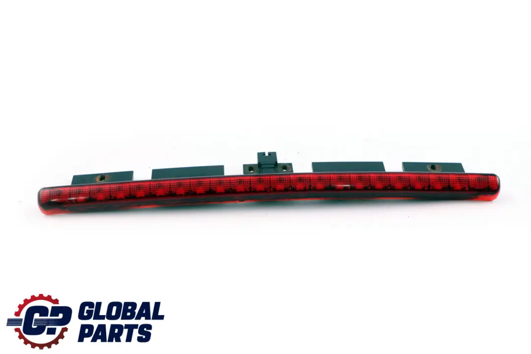 Troisieme Feux de Stop Arriere Rouge pour Mini Cabriolet R52 à propos du numéro de pièce 6961016 Mini Cabriolet R52 Troisieme Feux de Stop Arriere Rouge - SKU 6961016 - Numéro de pièce 6961016