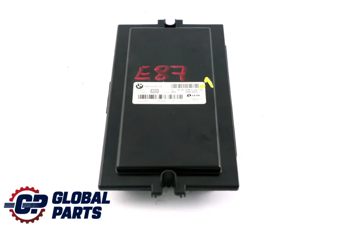 Module de Plancher Lumiere Unite de Commande 6135 pour BMW 1 Serie E87 à propos du numéro de pièce 6961132 BMW 1 Serie E87 Module de Plancher Lumiere Unite de Commande 6135 - SKU 6961132-1 - Numéro de pièce 6961132