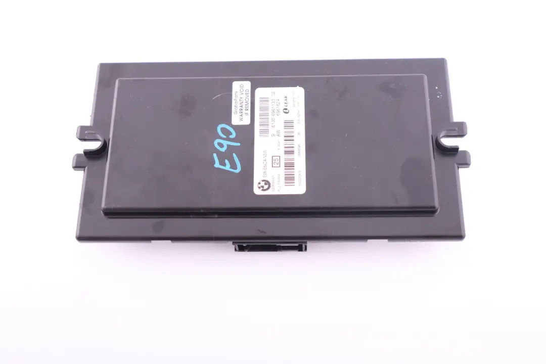 Module de Plancher Commande Lear PL2FRMFA 6135 pour BMW 3 E90 à propos du numéro de pièce 6961133 BMW 3 E90 Module de Plancher Commande Lear PL2FRMFA 6135 - SKU 6961133-1 - Numéro de pièce 6961133