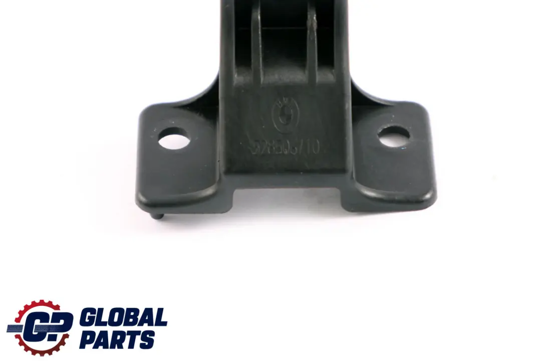 Retaining Mount Trunk Floor to BMW 5 Series E61 with Part number 6961282 BMW 5 Series E61 Retaining Mount Trunk Floor - SKU 6961282 - Part number 6961282